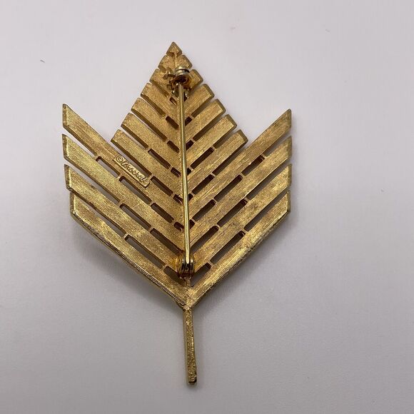 Corocraft Brooch Vintage Large Modernist Leaf Gold Tone Artsy 1960s MCM - Picture 5 of 8